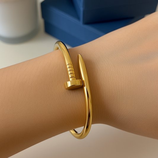 Gold Clover Nail Bracelet