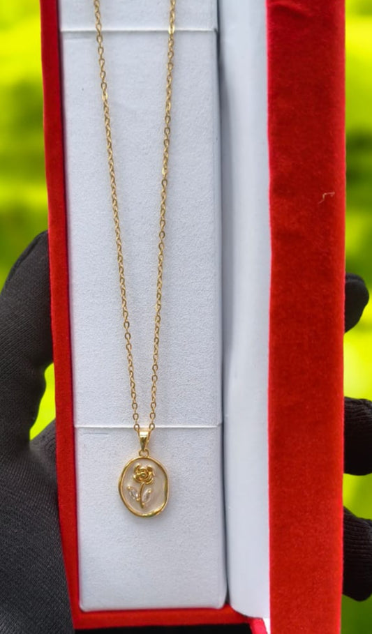 The  Vintage Rose Pendant