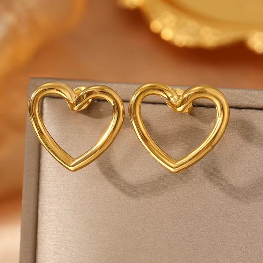 Hollow Out Love Heart Earrings